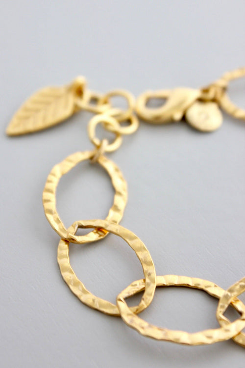 18k Matte Gold Hammered Chain Bracelet