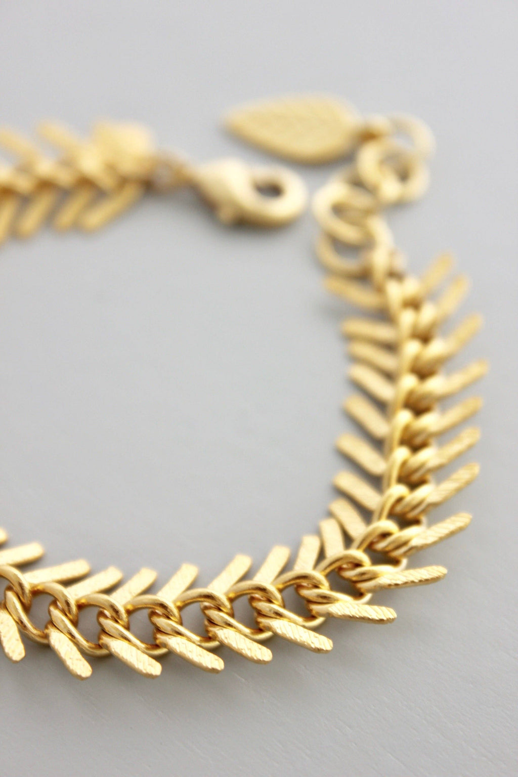 18k Matte Gold Fish Bone Bracelet