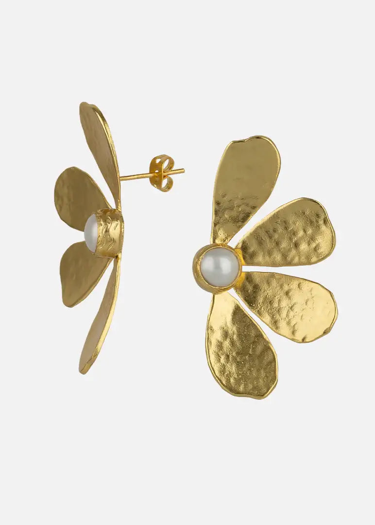 Small Gold Flower Earrings with Pearl